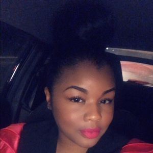 Meet your Posher, Marquita